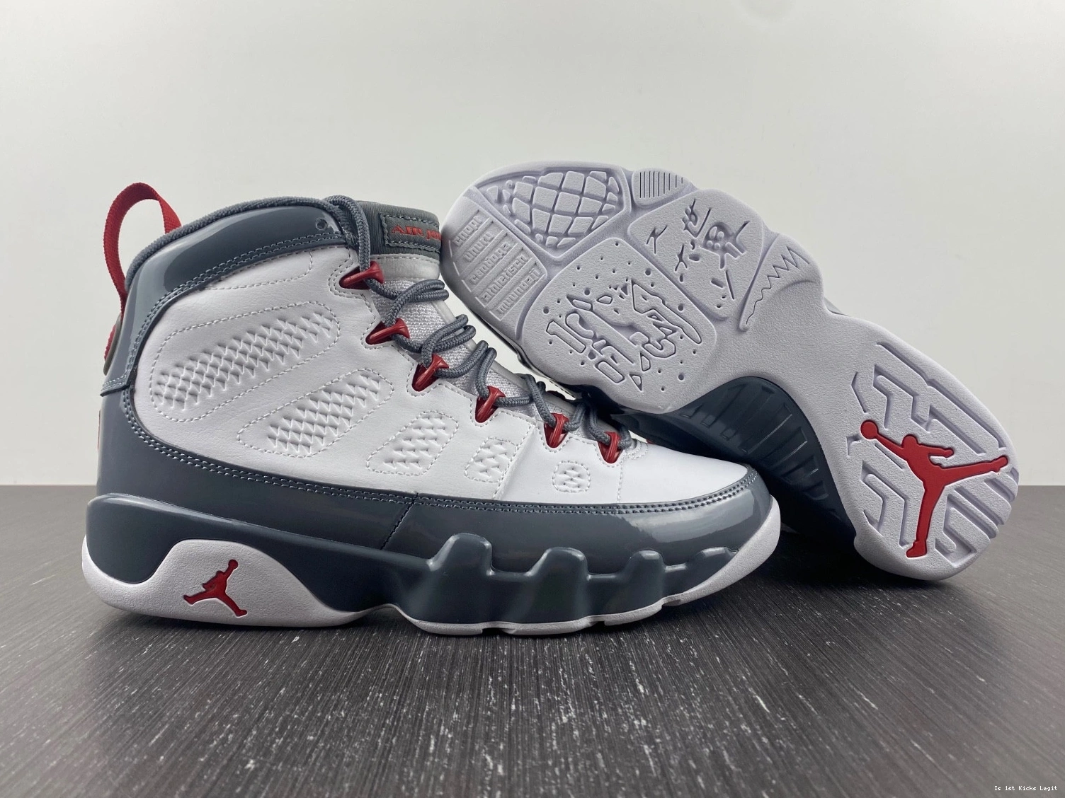 9 Red Jordan Fire CT8019-162 Air 1003